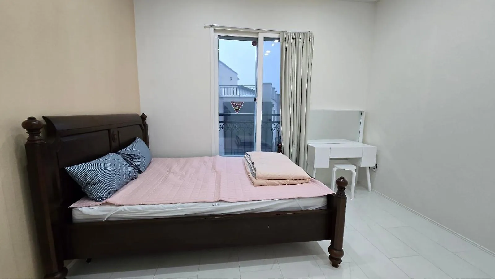 Guest house A Bridge House 5-B Hotel Incheon South Korea