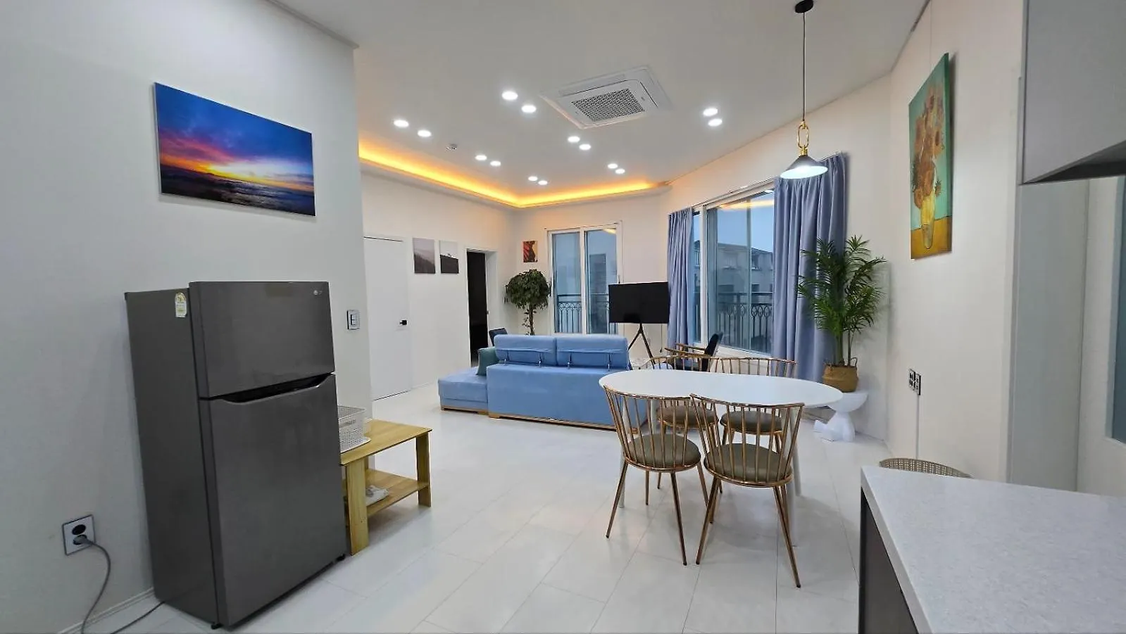 A Bridge House 5-B Hotel Incheon South Korea
